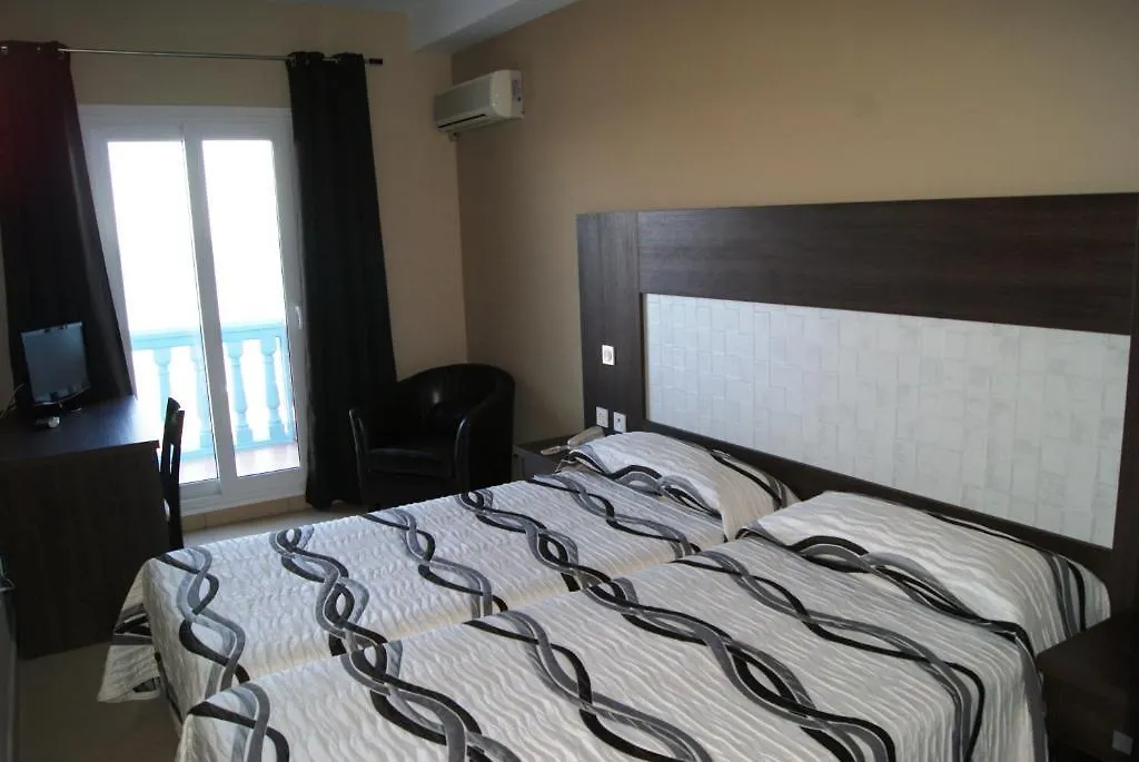 Hotel Dona Luisa San Luis de Sabinillas